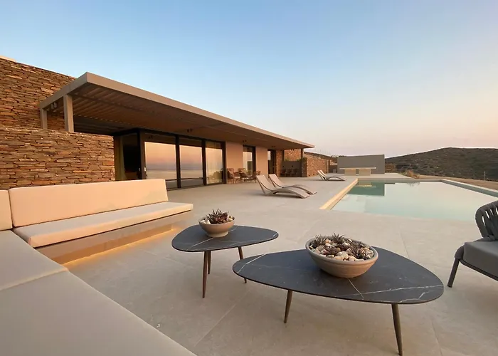 Villa Big Blue Gavrio