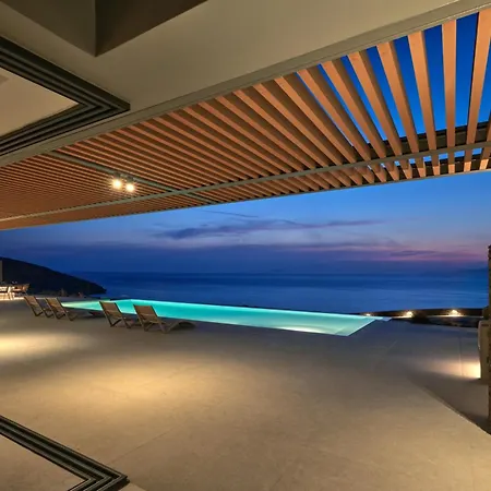 Villa Big Blue Gavrio