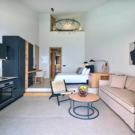 Big Blue Vila Gavrio